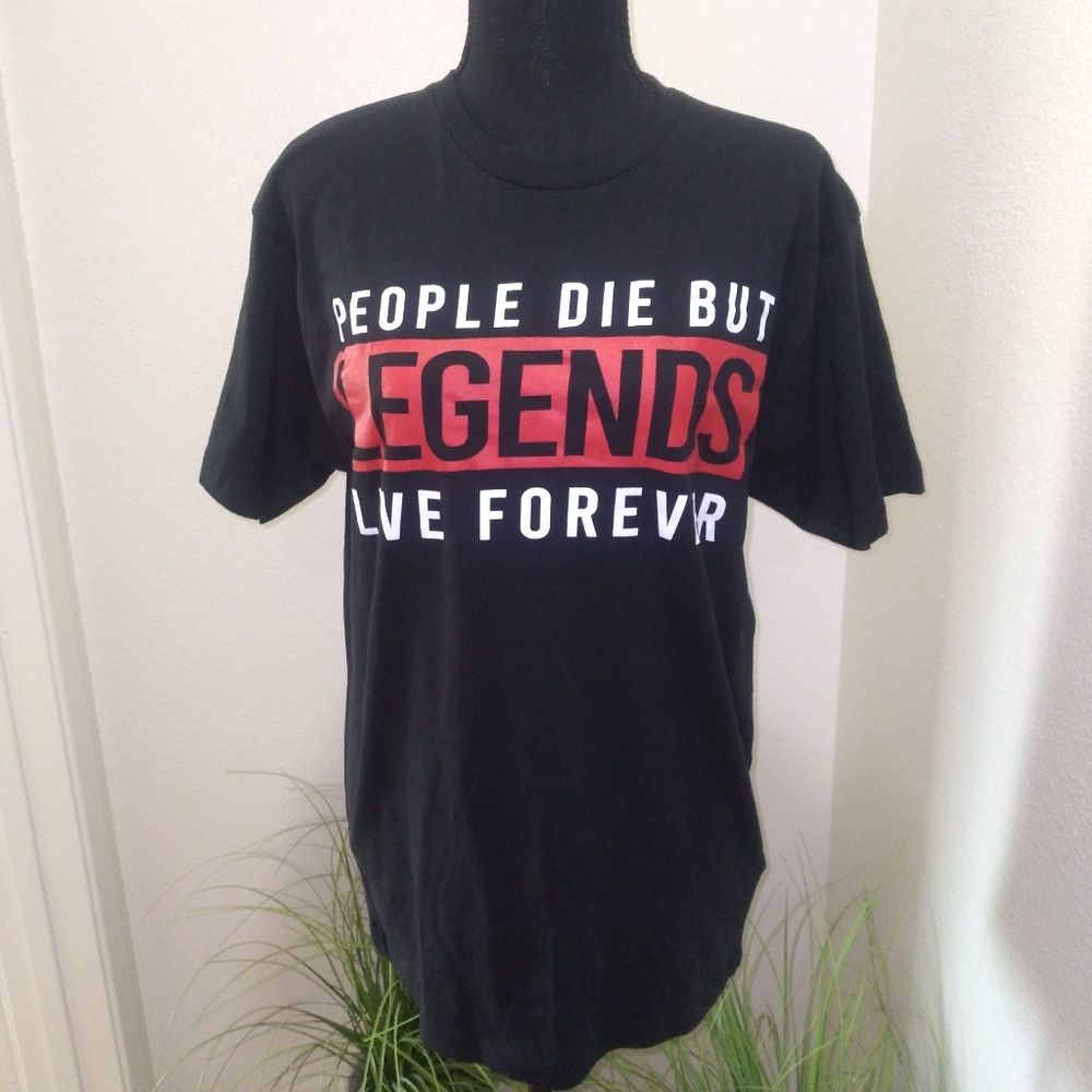 Black Graphic LEGENDS LIVE FOREVER Men's Short Sleeve T-Shirt Red Accents- M